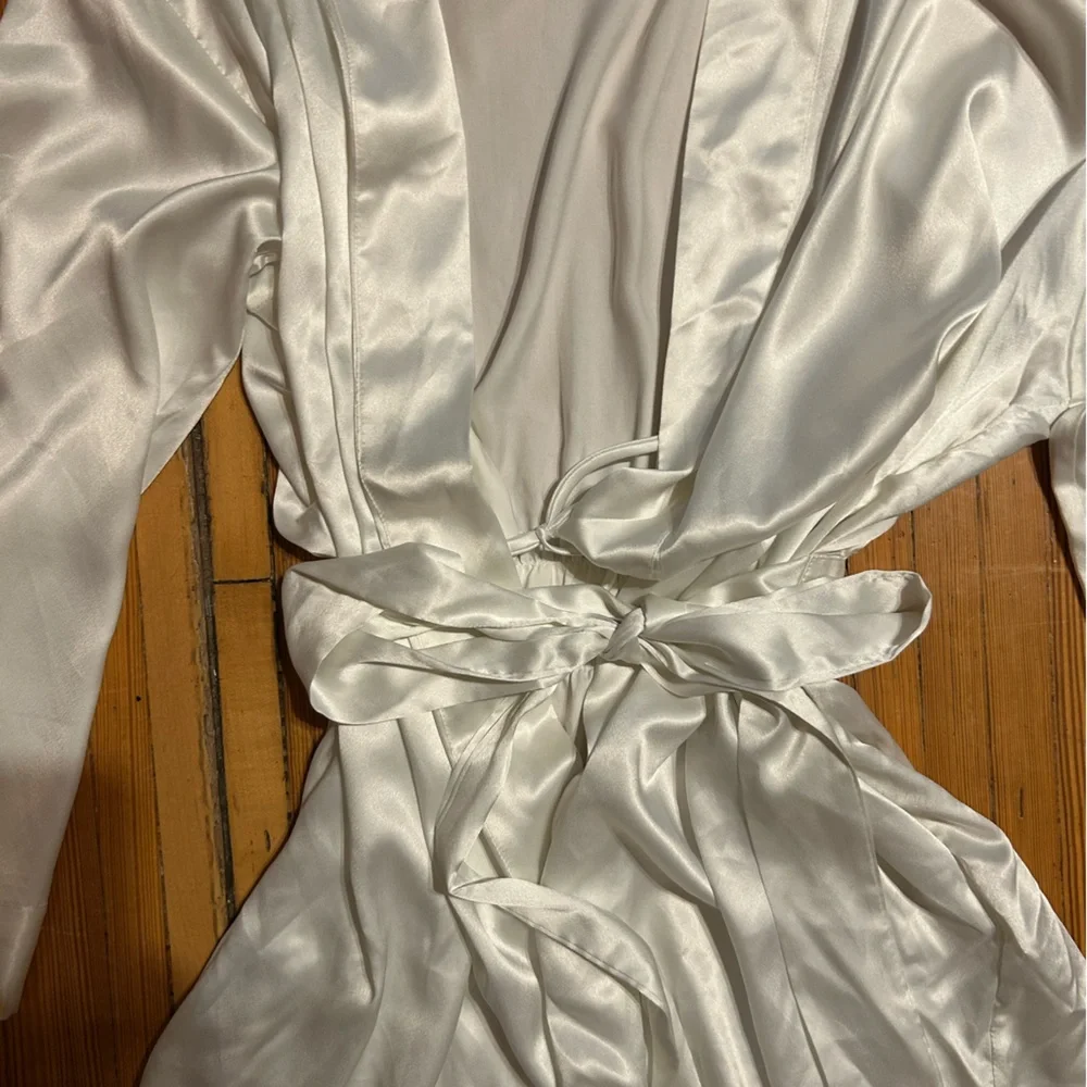 Victorias Secret sumptuous satin